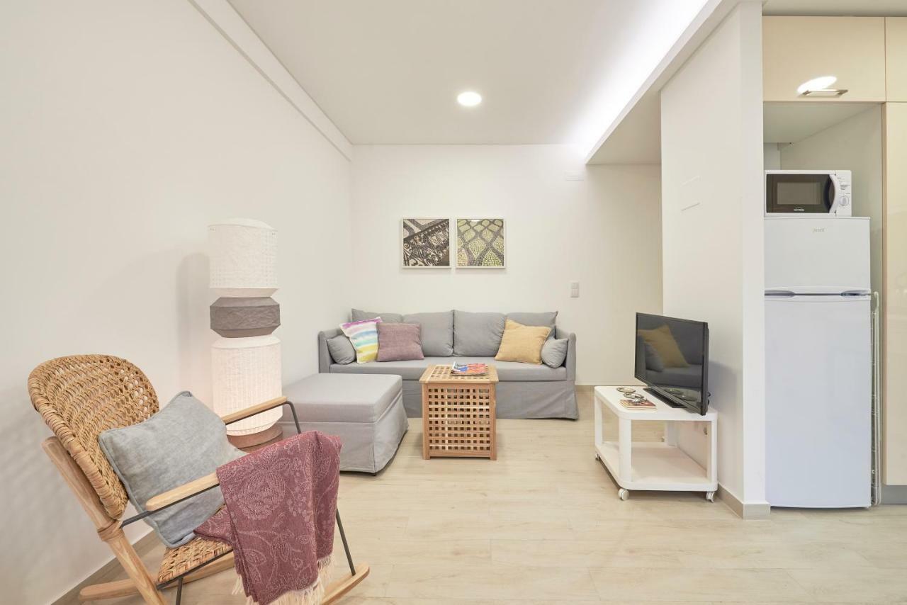 Light With Amazing Balcony, By Timecooler Appartement Lisboa